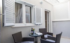 Apartment Dam
